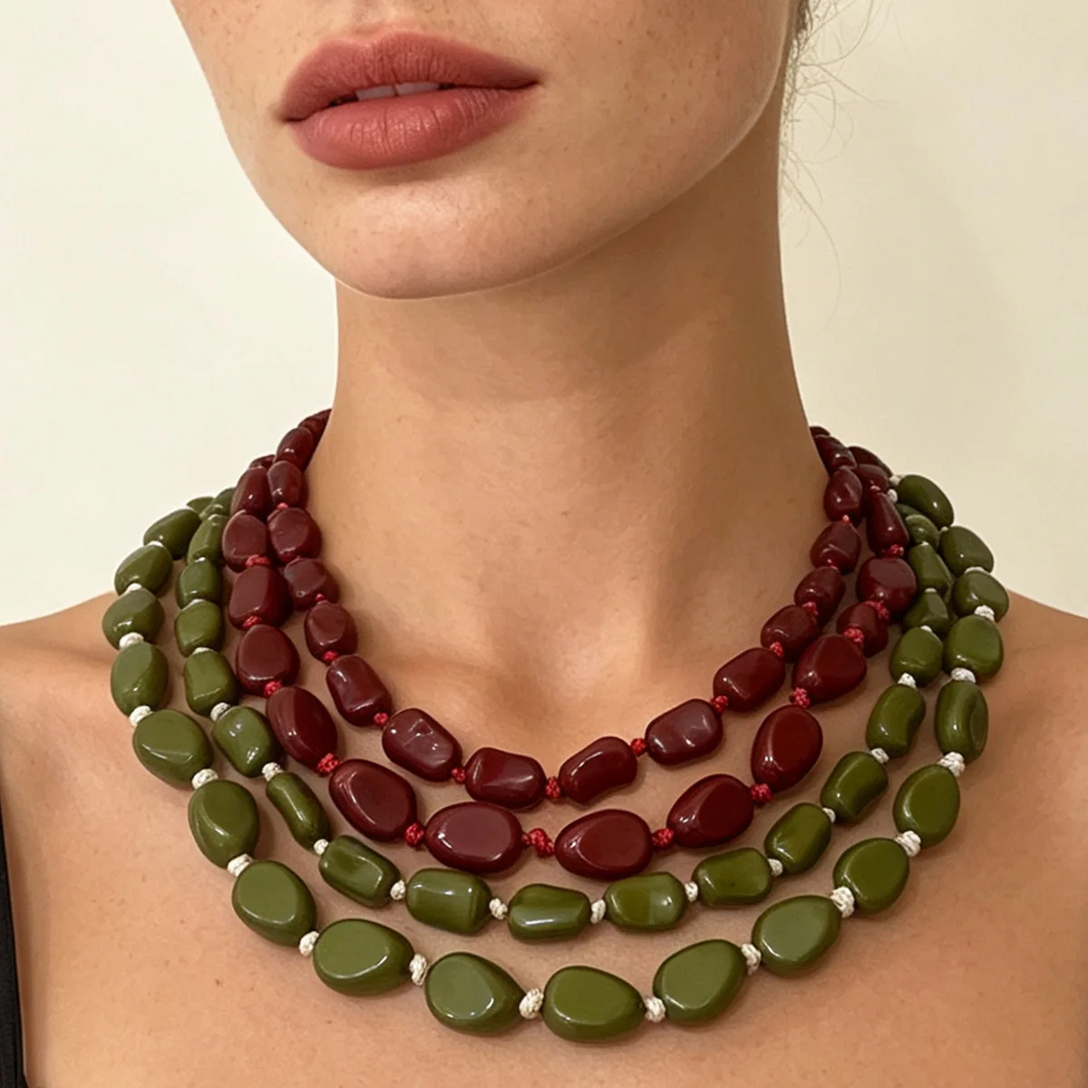 Women'S Fashion Ww2 - Meerlaagse onregelmatige ovale kralenketting wijnrood olijfgroen